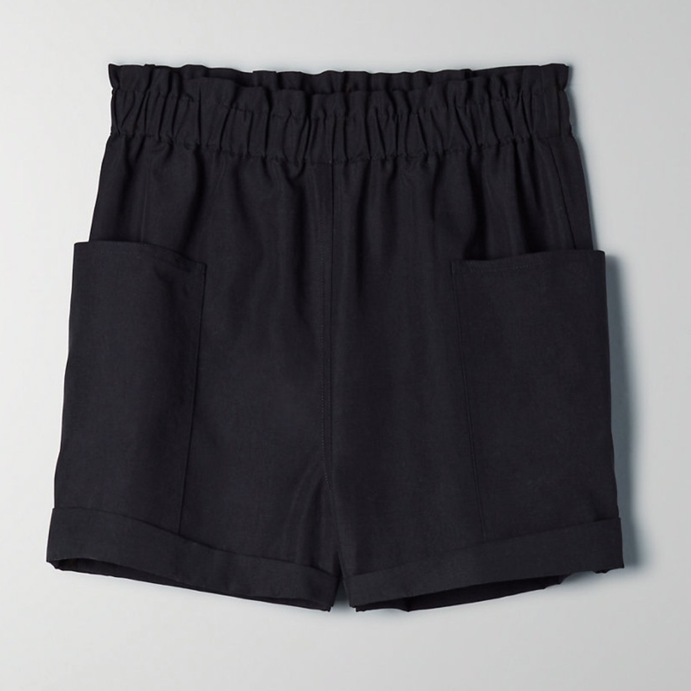 Aritzia Jessica Short